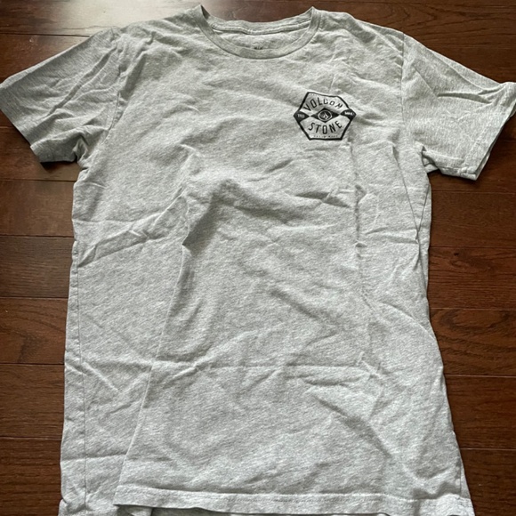 Volcom t shirt - Picture 3 of 5